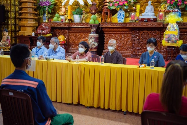 Lãnh đạo Ủy ban MTTQVN TP, các cơ quan, cùng đại diện Ban Trị sự Phật giáo TP.HCM