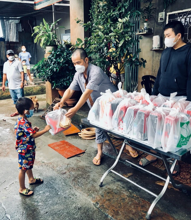 Niềm vui nhỏ dịp trung thu đặc biệt