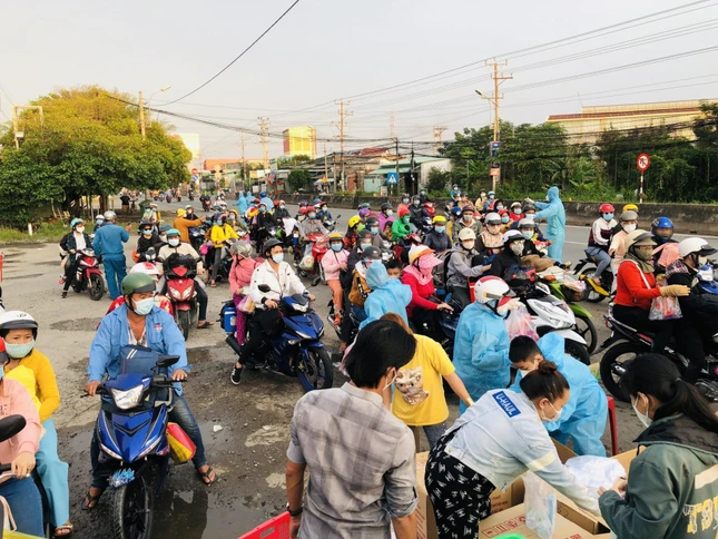 Bà con từ vùng dịch trở về trên địa phận tỉnh Long An