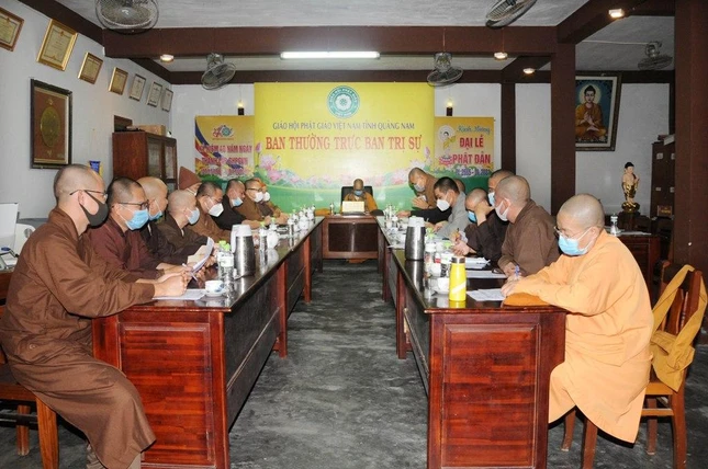 Chư tôn đức cũng bàn về kế hoạch tổ chức Đại hội đại biểu Phật giáo tỉnh Quảng Nam lần thứ VI nhiệm kỳ 2022-2027