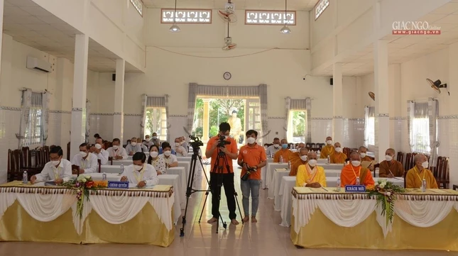 Các đại biểu tham dự đại hội đại biểu Phật giáo huyện Vĩnh Lợi lần thứ V (2021-2026)