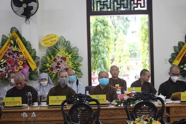 Chư tôn đức thành viên các ban tham dự