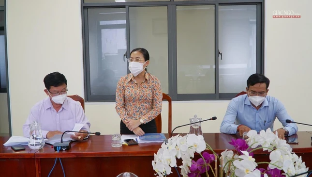 Bà Phan Kiều Thanh Hương phát biểu tại buổi họp