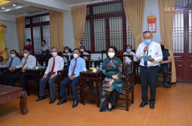 Đại diện lãnh đạo Thành ủy, HĐND, UBND, UBMTTQVN, Ban Tôn giáo TP.HCM tại buổi thăm, chúc mừng GHPGVN, tại thiền viện Quảng Đức