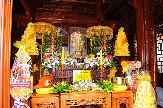 Giác linh đường cố Hòa thượng tại chùa Linh Thắng