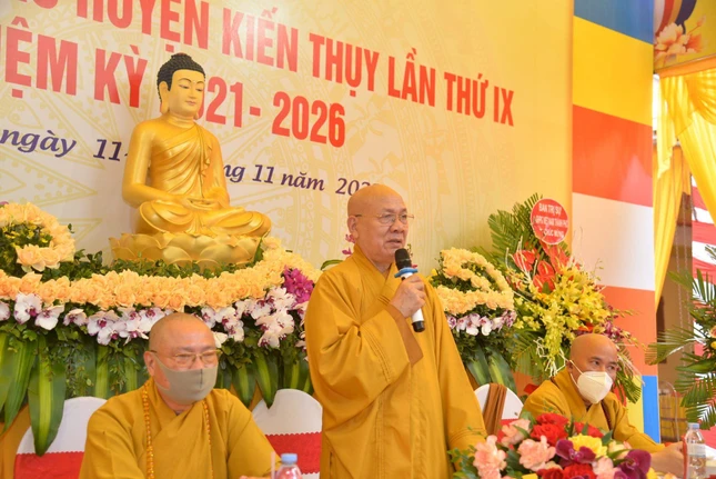 Hòa thượng Thích Quảng Tùng phát biểu chỉ đạo Hòa thượng Thích Quảng Tùng phát biểu chỉ đạo