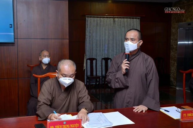 Thượng tọa Thích Tâm Hải trình ý kiến về công tác truyền thông cho đại lễ Thượng tọa Thích Tâm Hải trình ý kiến về công tác truyền thông cho đại lễ