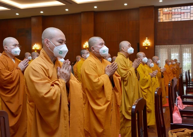 Chư Tăng các quận huyện thành kính tưởng niệm