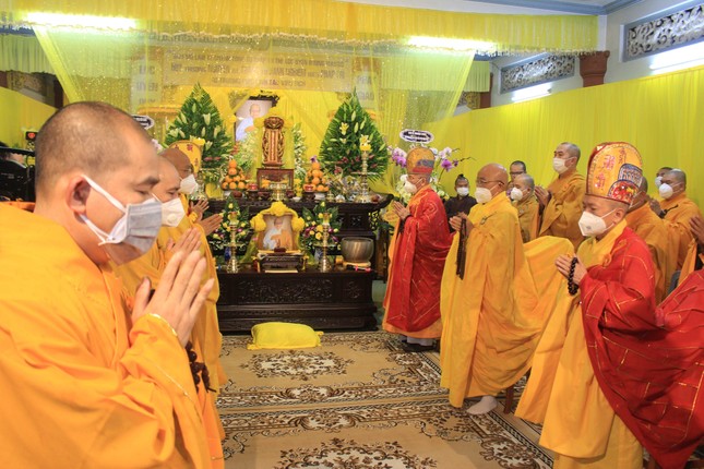 Chư tôn đức chứng minh lễ truy điệu