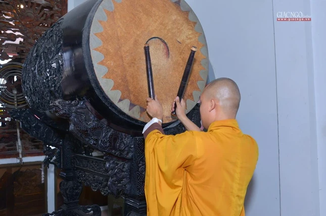 Nghi thức tưởng niệm cử hành theo truyền thống