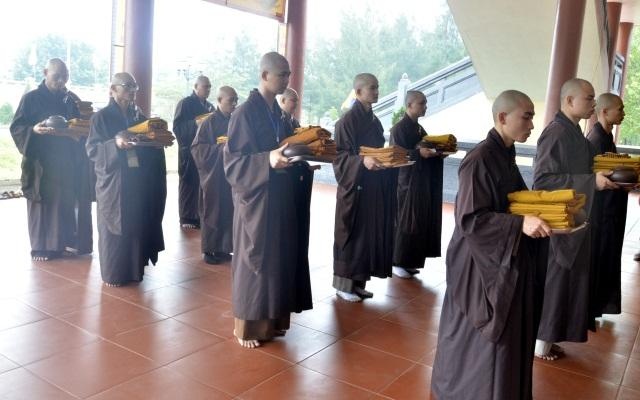 Giới tử cầu thọ Tỳ-kheo giới Giới tử cầu thọ Tỳ-kheo giới