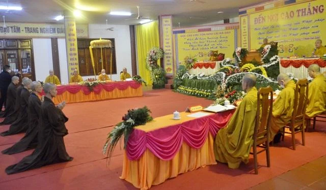 Giới tử một dạ chí thành mong cầu lãnh thọ giới pháp Giới tử một dạ chí thành mong cầu lãnh thọ giới pháp