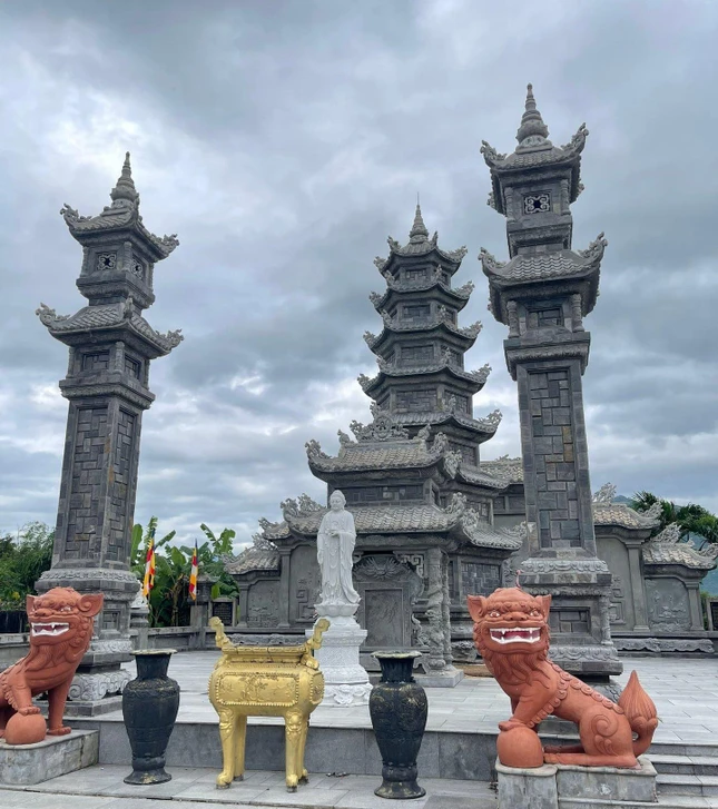 Kim quan Hòa thượng sẽ an trí tại bảo tháp trong khuôn viên chùa Pháp Hoa Kim quan Hòa thượng sẽ an trí tại bảo tháp trong khuôn viên chùa Pháp Hoa