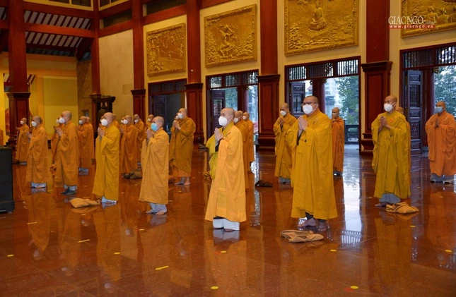 Giới pháp là sinh mệnh của Tăng đoàn