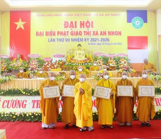 Trao Bằng tuyên dương công đức
