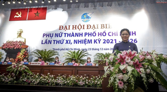 Bà Hà Thị Nga phát biểu tại đại hội