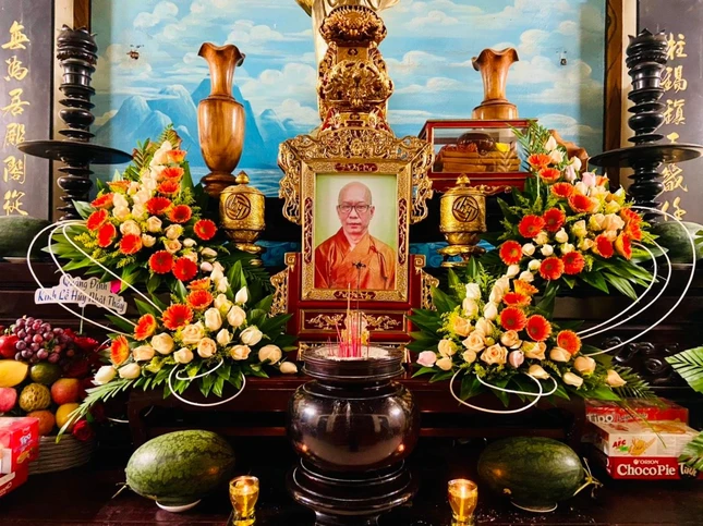 Di ảnh cố Thượng toạ Thích Chánh Hạnh