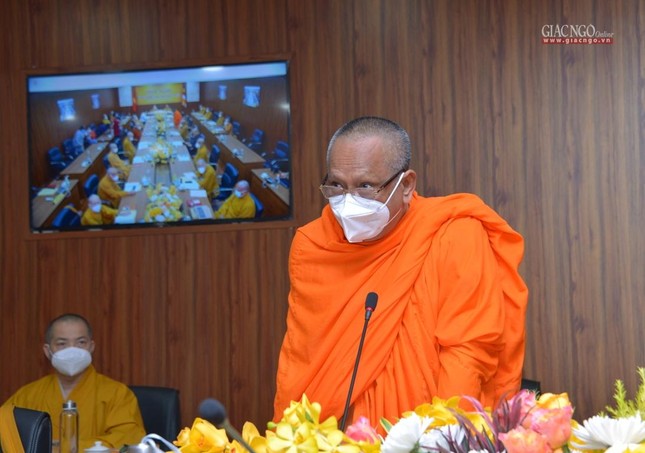 Hòa thượng Danh Lung, Ủy viên Thư ký Hội đồng Trị sự phát biểu ý kiến