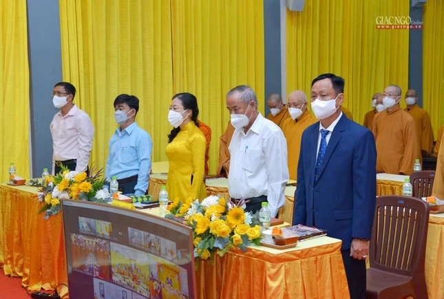 Đại diện các cơ quan trung ương, TP.HCM trong nghi thức mặc niệm