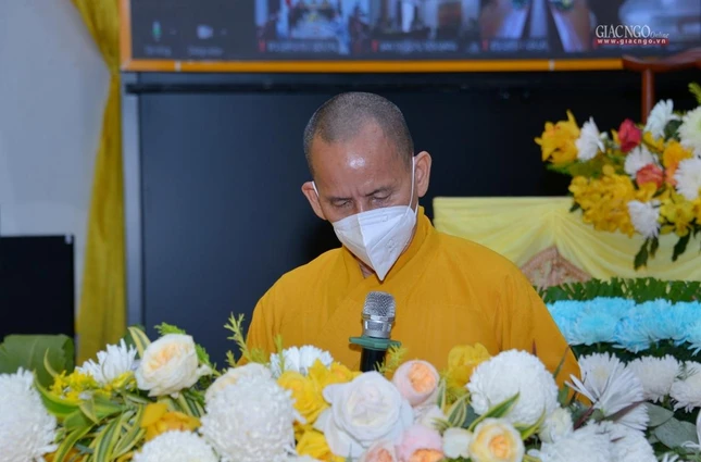 Hòa thượng Thích Thiện Thống, Phó Chủ tịch Hội đồng Trị, đọc phương danh tấn phong giáo phẩm Hòa thượng, Thượng tọa tại hội nghị