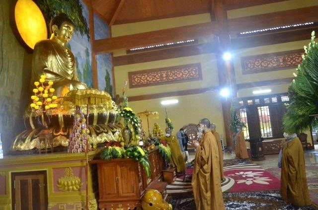 Tôn tượng an vị tại chánh điện chùa Phúc Linh