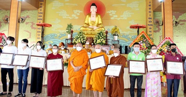 Các cá nhân nhận Bằng tuyên dương công đức của Giáo hội tỉnh Các cá nhân nhận Bằng tuyên dương công đức của Giáo hội tỉnh