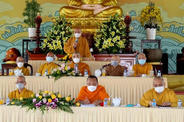 Hòa thượng Thích Nhật Quang phát biểu tại hội nghị