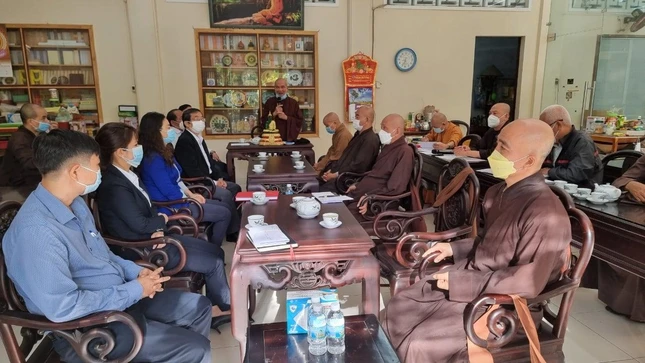 Hòa thượng Thích Minh Thông động viên chư Tăng tình nguyện hành đạo tại hải đảo Trường Sa