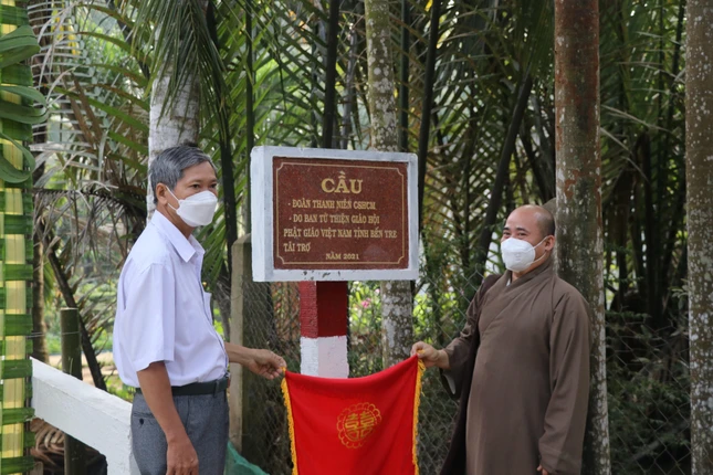 Khánh thành cầu nông thôn trước Tết Nguyên đán