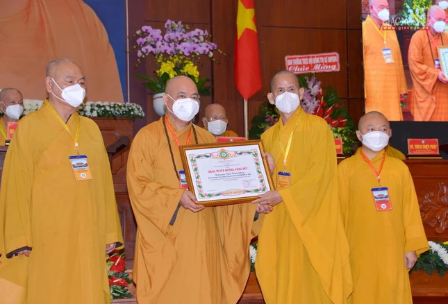 GHPGVN ghi nhận tuyên dương công đức đến Thượng tọa Thích Thanh Phong, Trưởng ban Ban Từ thiện - Xã hội TP.HCM