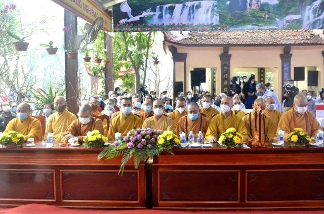 Chư tôn đức tham dự