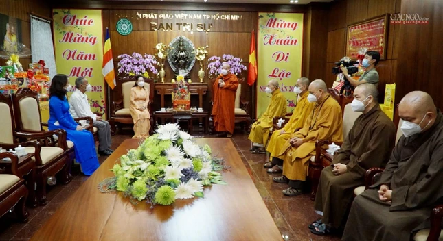 Chư tôn đức Ban Trị sự GHPGVN tiếp đoàn