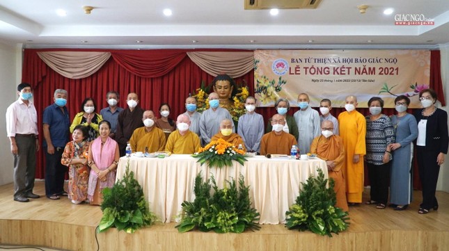 Chụp ảnh lưu niệm