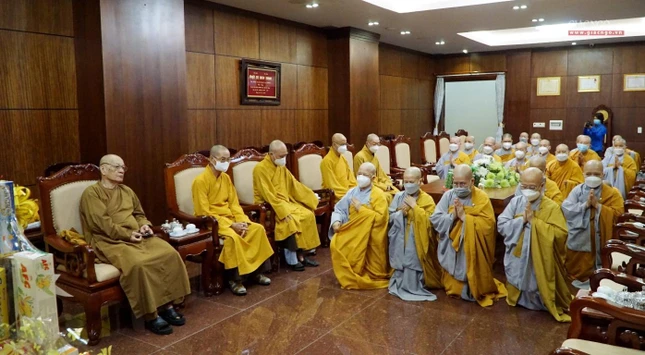 Khánh tuế chư tôn đức Ban Trị sự GHPGVN TP.HCM