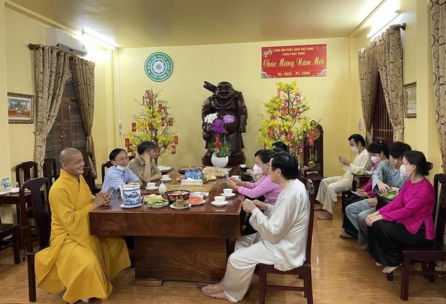 Gặp gỡ đầu năm tại chùa Pháp Minh