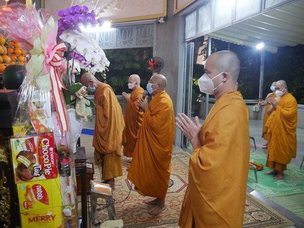 Nghi thức đón mừng năm mới