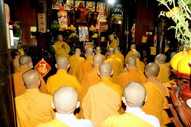 Hòa thượng Thích Huệ Thông tán thán về sự cao đẹp của truyền thống tri ân và báo ân