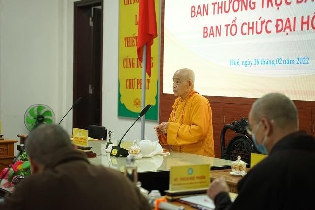 Hòa thượng Thích Đức Thanh chủ trì buổi họp