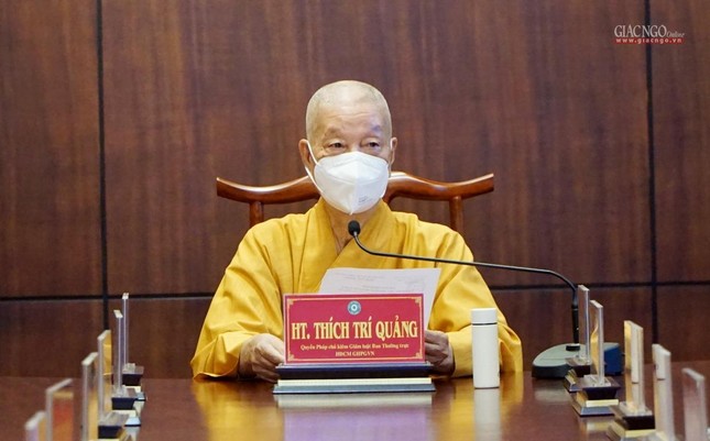 Trưởng lão Hòa thượng Thích Trí Quảng chủ trì buổi họp