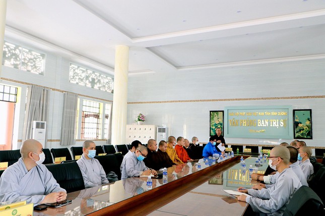 Buổi họp của Ban Thông tin - Truyền thông Phật giáo tỉnh Bình Dương Buổi họp của Ban Thông tin - Truyền thông Phật giáo tỉnh Bình Dương
