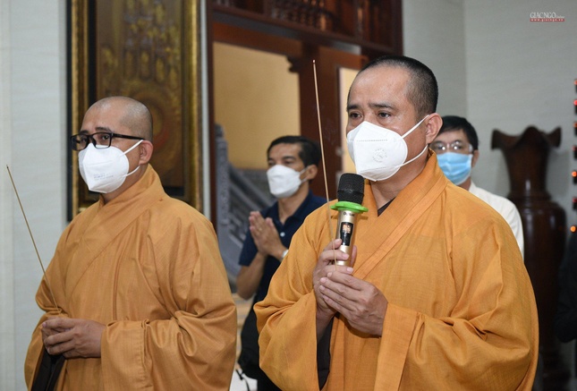 Chư tôn đức Ban Biên tập, Trị sự Báo Giác Ngộ niêm hương tưởng niệm Chư tôn đức Ban Biên tập, Trị sự Báo Giác Ngộ niêm hương tưởng niệm