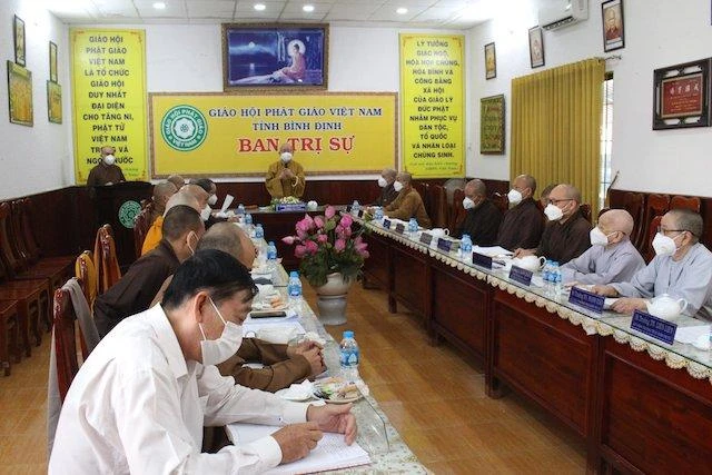 Hòa thượng Thích Nguyên Phước chủ trì buổi họp