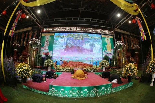 Đại đức Thích Quảng Hiếu tổ chức kỷ niệm ngày Đức Phật Thích Ca Mâu Ni nhập Niết-bàn