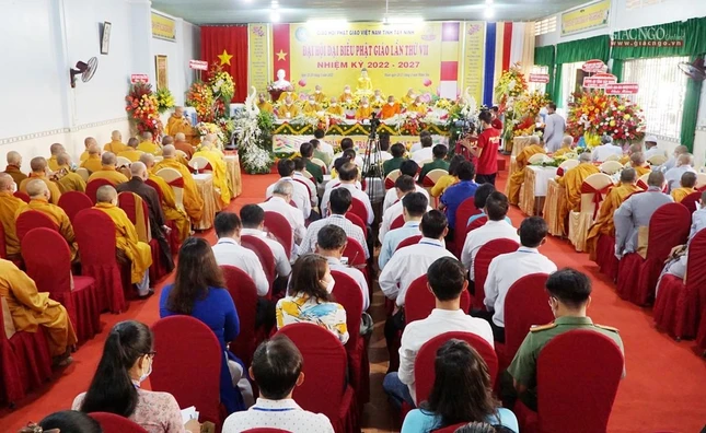 Quang cảnh đại hội