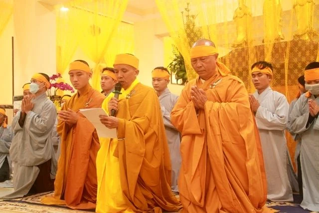 Môn đồ thế quyến