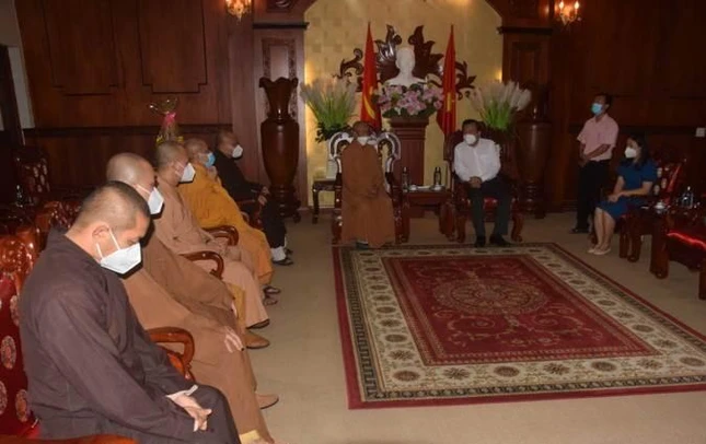 Ông Phạm Hồng Thái, Phó Bí thư Thường trực Tỉnh ủy Tây Ninh tiếp đoàn tân Ban Trị sự GHPGVN tỉnh Tây Ninh