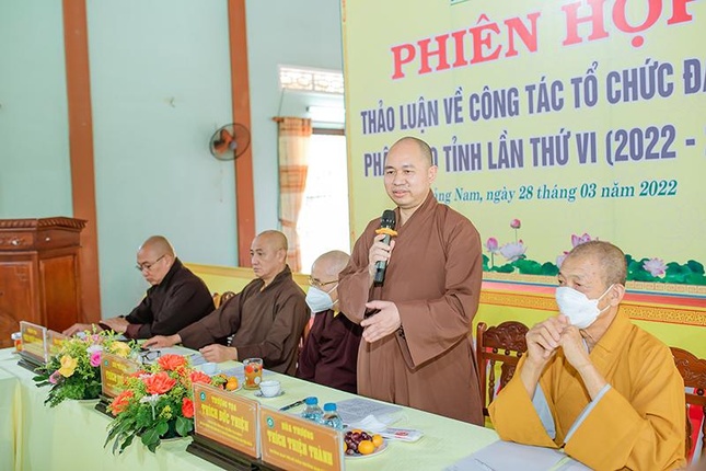 Thượng tọa Thích Đức Thiện phát biểu chỉ đạo