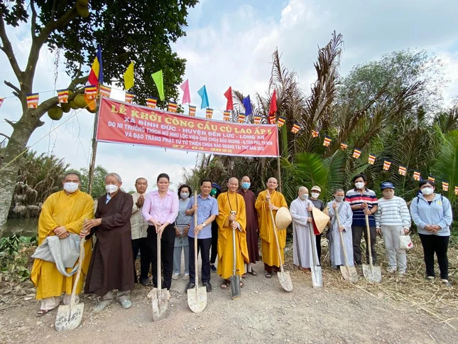 Ban Trị sự GHPGVN tỉnh Long An, địa phương, nhà tài trợ khởi công xây dựng cầu Cù Lao Ban Trị sự GHPGVN tỉnh Long An, địa phương, nhà tài trợ khởi công xây dựng cầu Cù Lao