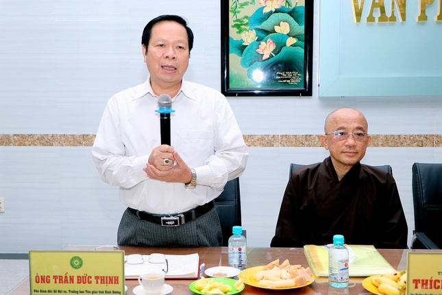Ông Trần Đức Thịnh đánh giá cao những nội dung công tác Phật sự được thảo luận trong buổi họp