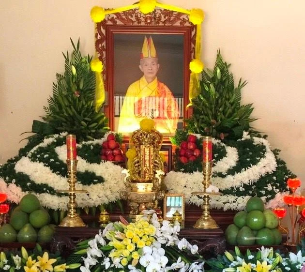 Di ảnh cố Hòa thượng Thích Từ Hương